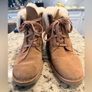UGG Tan Boots with Cream Fur Lining